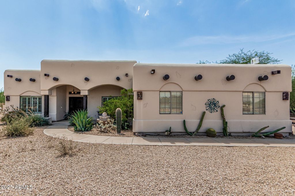 Photo of 2319 E Cavalry Road, New River, AZ 85087 (MLS # 6955703)