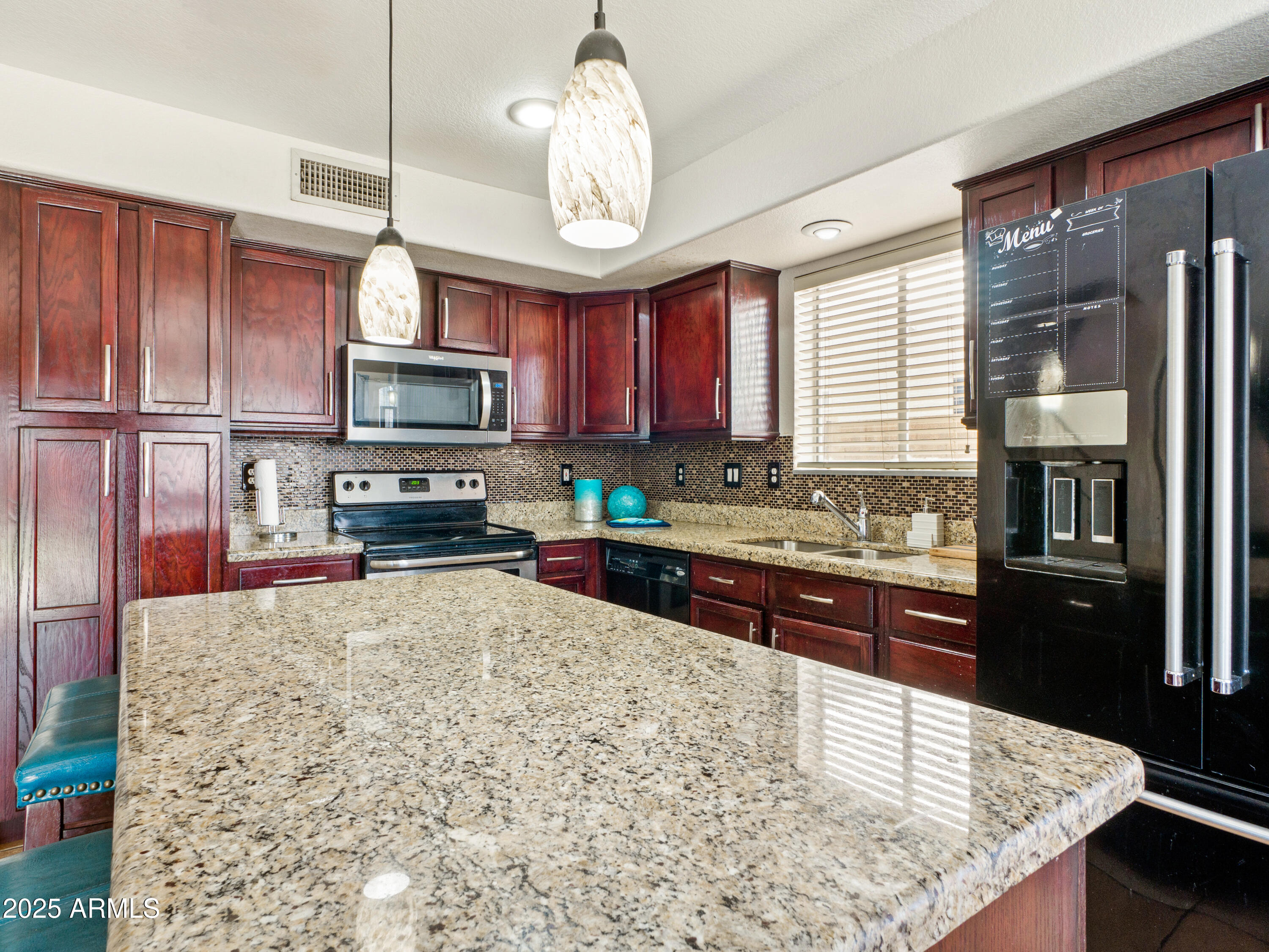 Homes 3 12547 W EDGEMONT Avenue