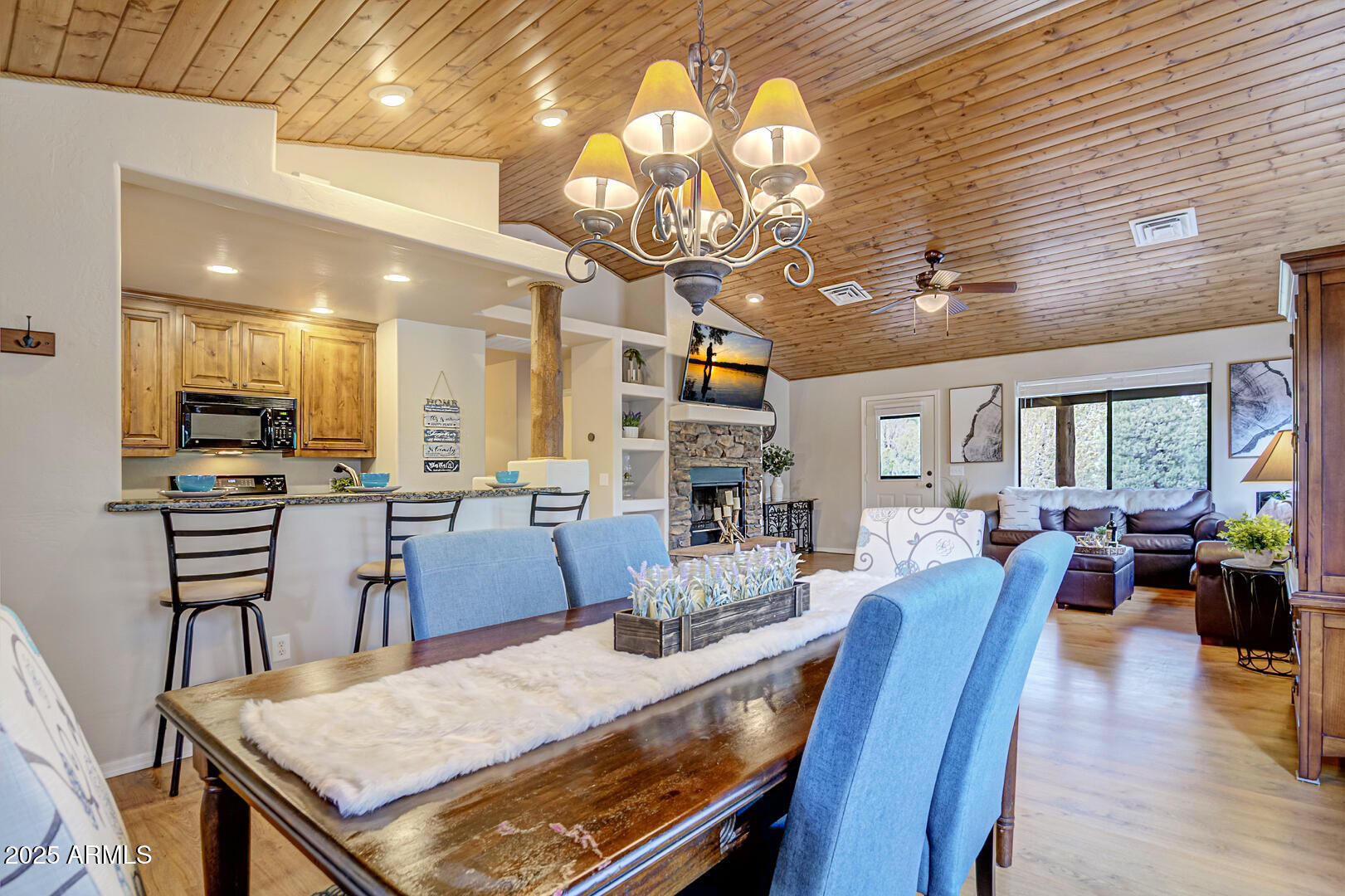 2876 DURANGO Drive