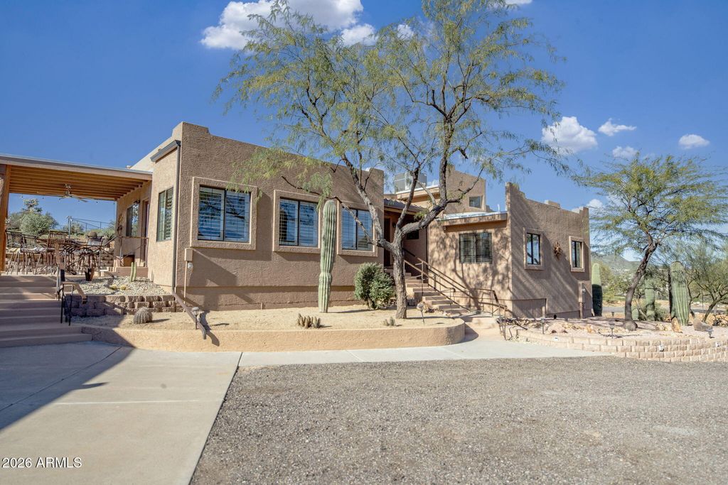Photo of 42331 N 3rd Street, Phoenix, AZ 85086 (MLS # 6974936)