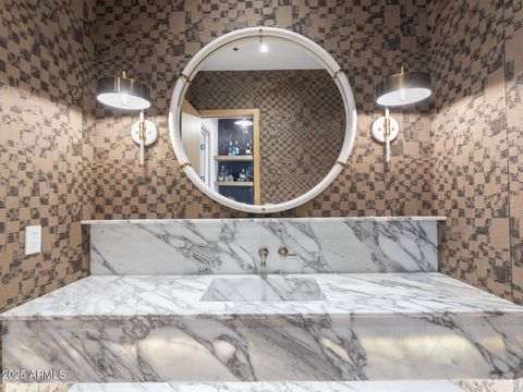 5305 N 68TH Place Paradise Valley AZ 85253