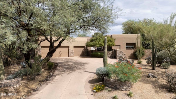 38601 N RISING SUN RD, CAREFREE, AZ 85377 - Image 4e6ed6d16e0ca30fb123f67772389a5c/3443025861