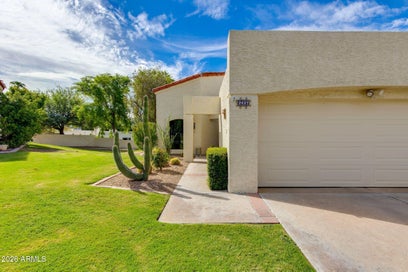 2437 E RANCHO Drive Phoenix AZ 85016