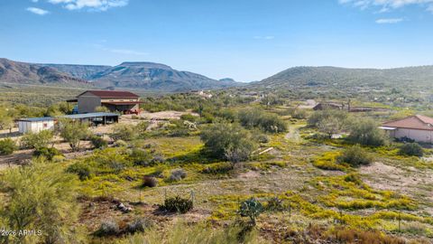 45503 N 20TH Street - New River AZ 85087