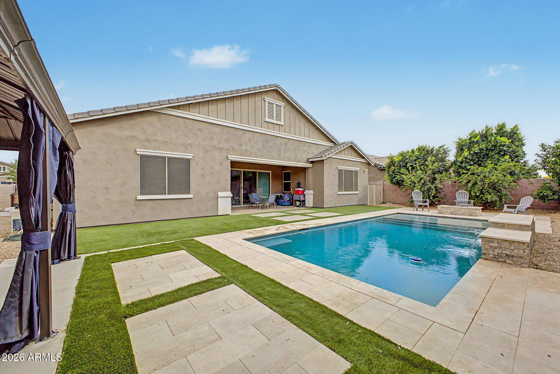 FULTON HOMES AT QUEEN CREEK STATION PARCEL 4 - Residential
