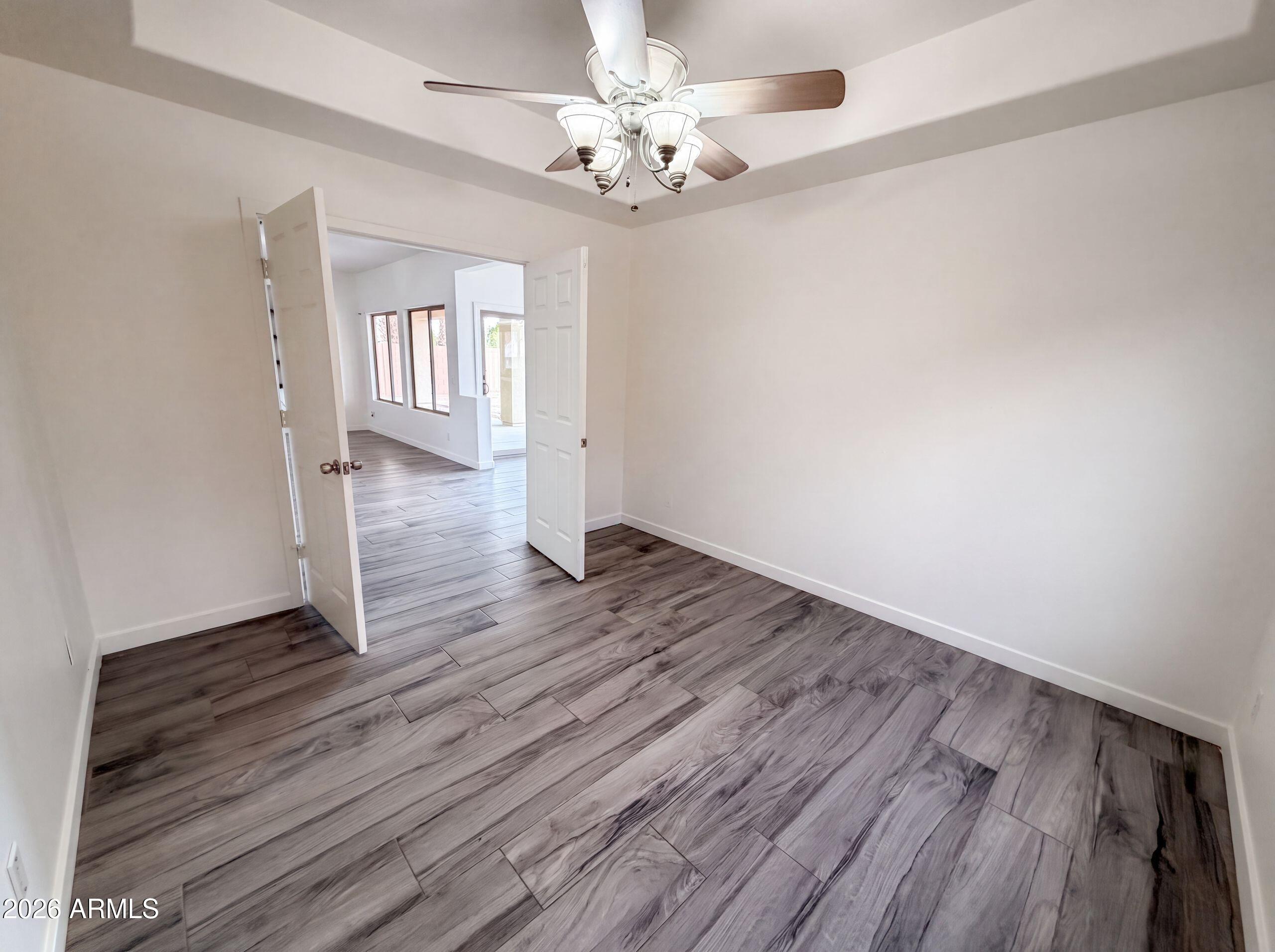 21170 E TWIN ACRES Drive
