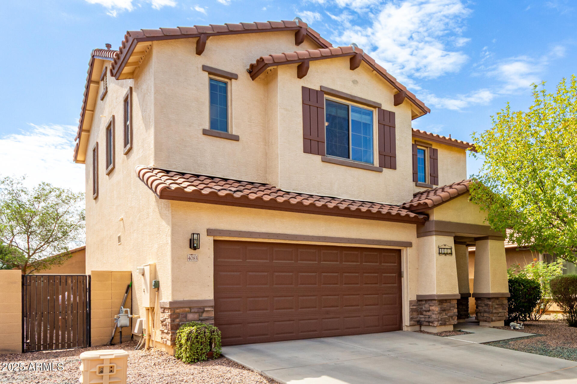 4083 E CHERRY HILLS Drive