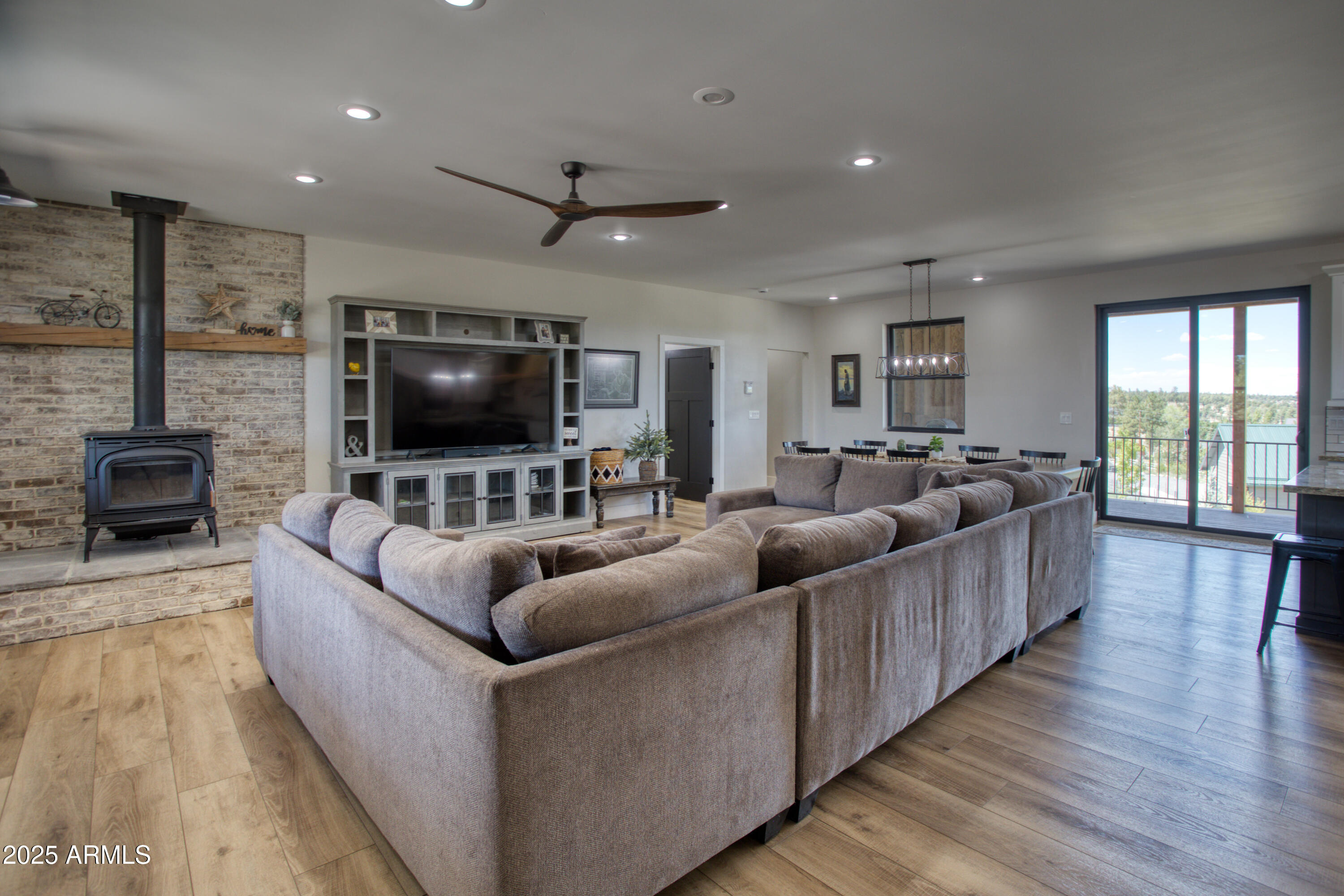 1850 PINE CONE Road