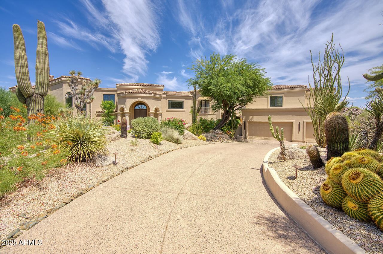 10420 E MORNING VISTA Lane