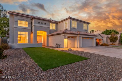 2754 E MICHELLE Way Gilbert AZ 85234