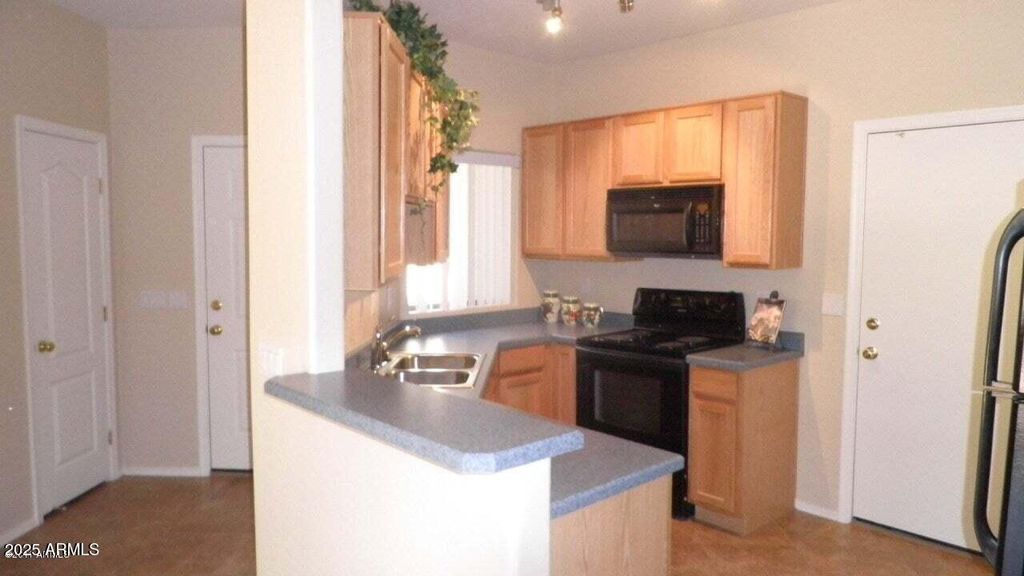 Photo of 1015 S Val Vista Drive #8, Mesa, AZ 85204 (MLS # 6934216)