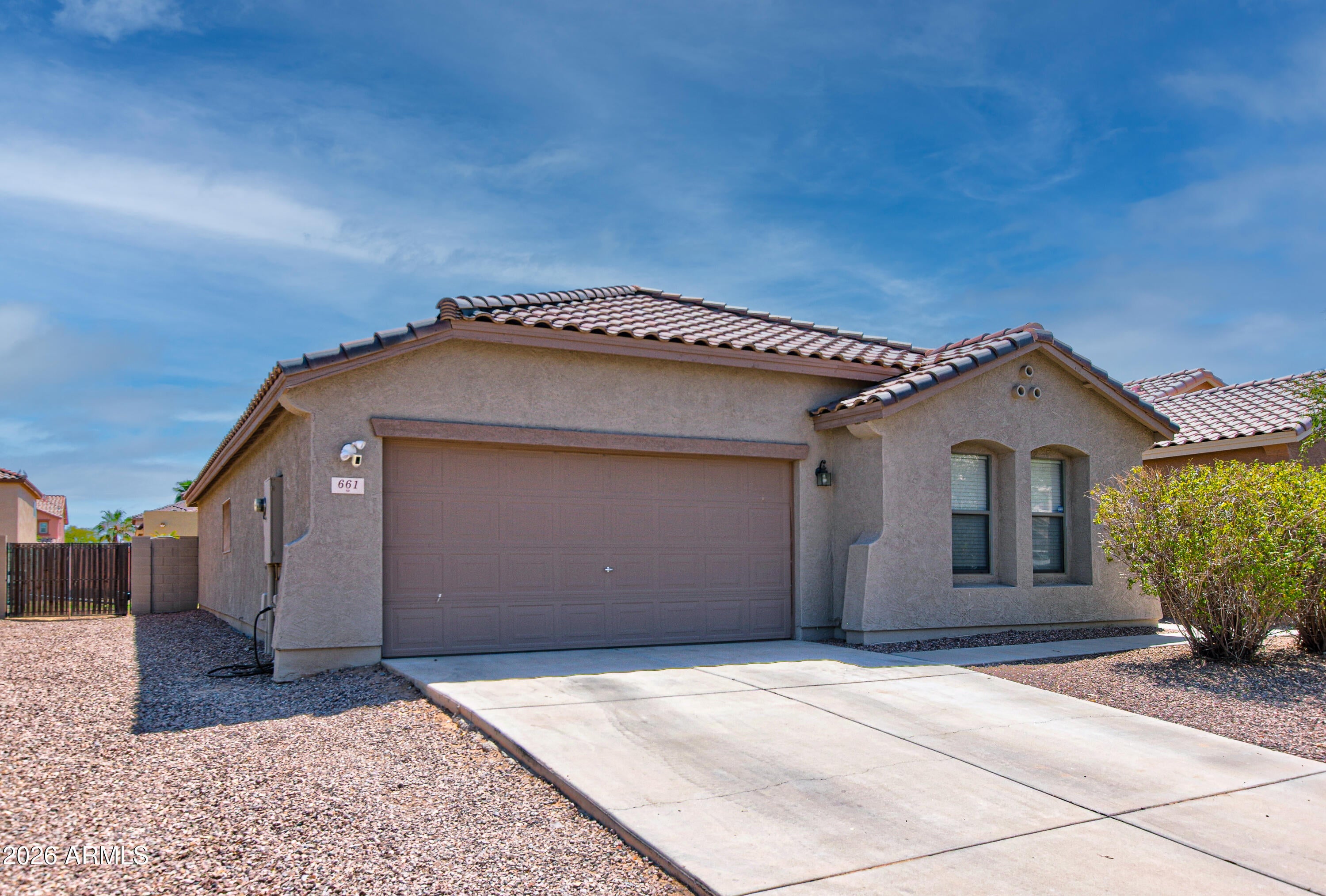 661 W VEKOL Court