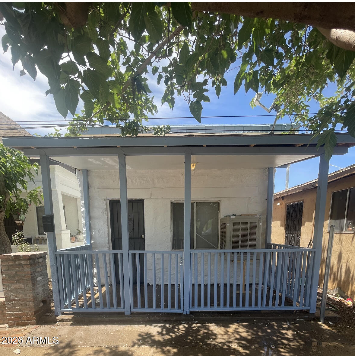DOUGLAS - Residential