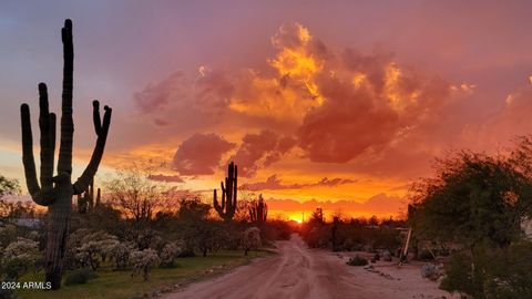 A home in Cave Creek