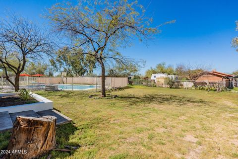 A home in Cave Creek