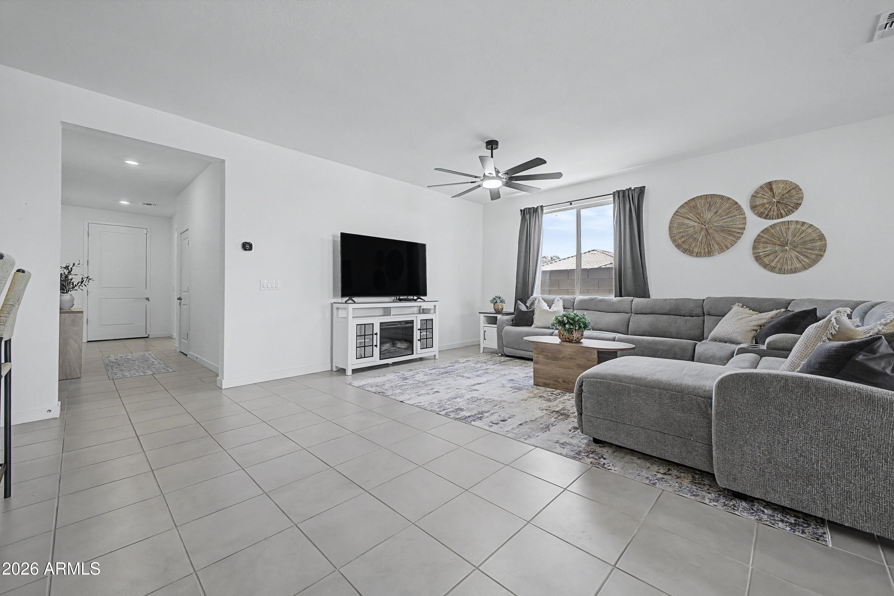 17870 W GAMBIT Trail