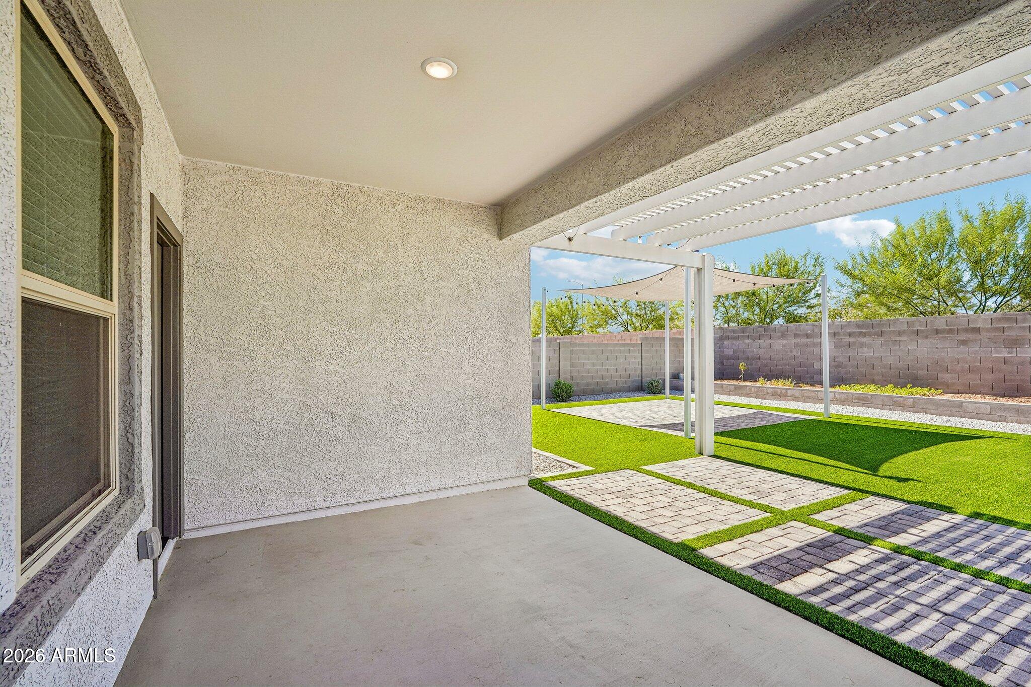 9737 W AGORA Lane