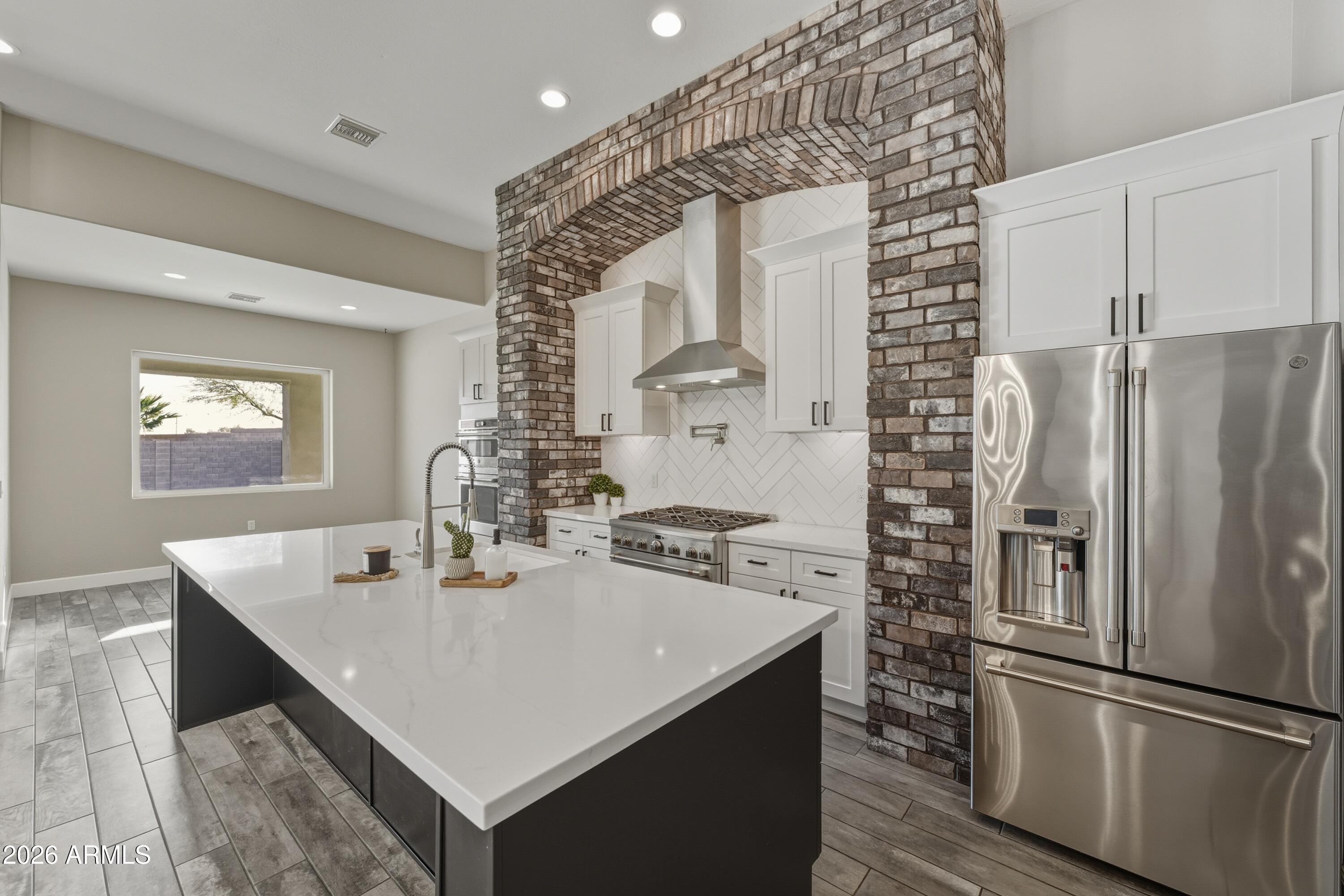 SUNSET VIEW UNIT 2 - Residential