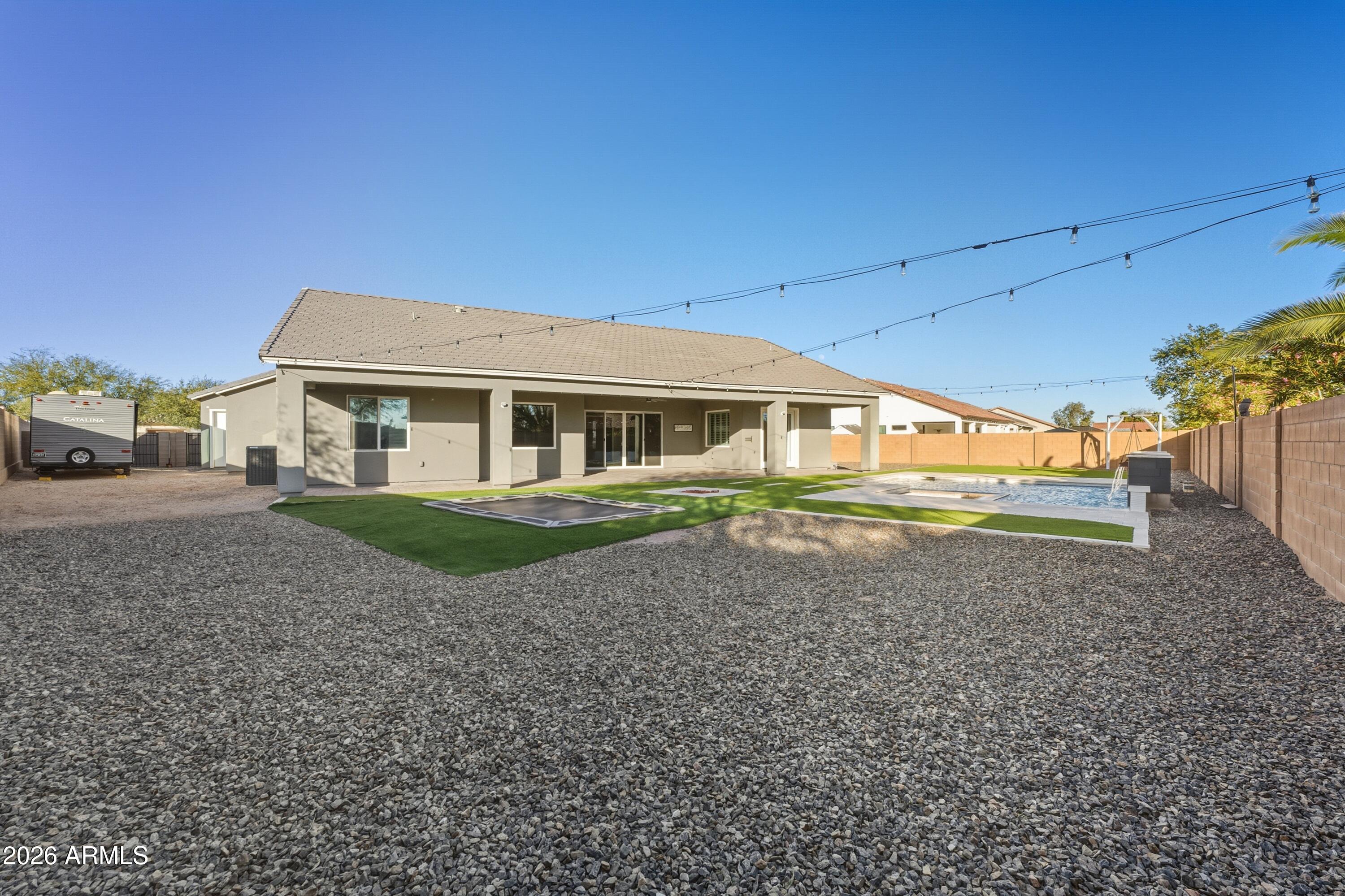 SUNSET VIEW UNIT 2 - Residential