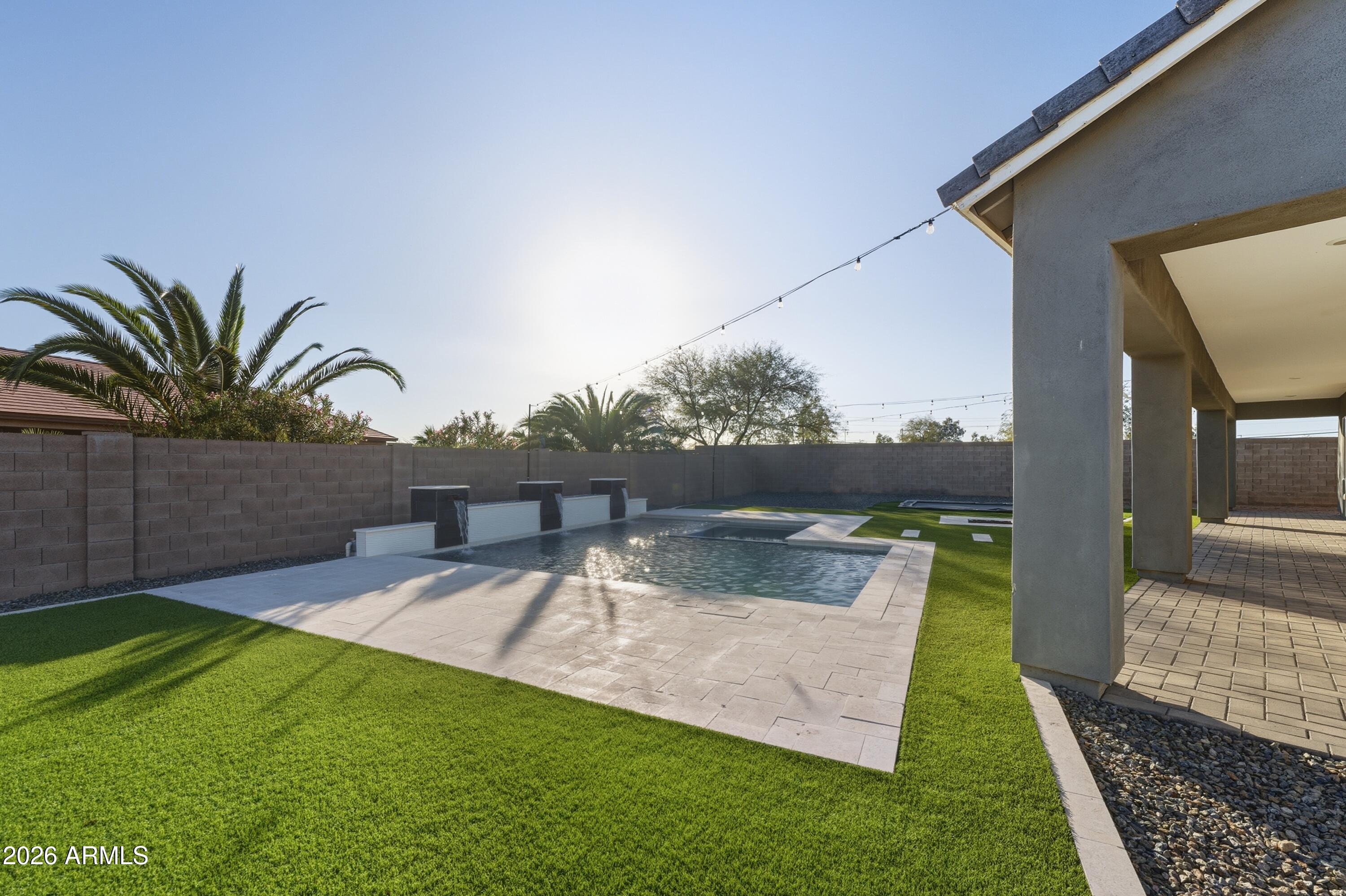 SUNSET VIEW UNIT 2 - Residential