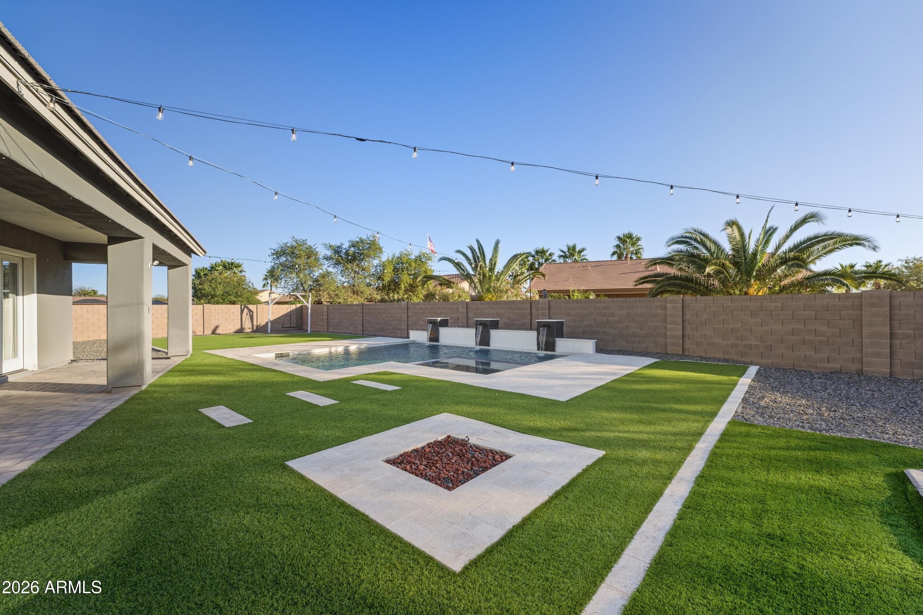 SUNSET VIEW UNIT 2 - Residential