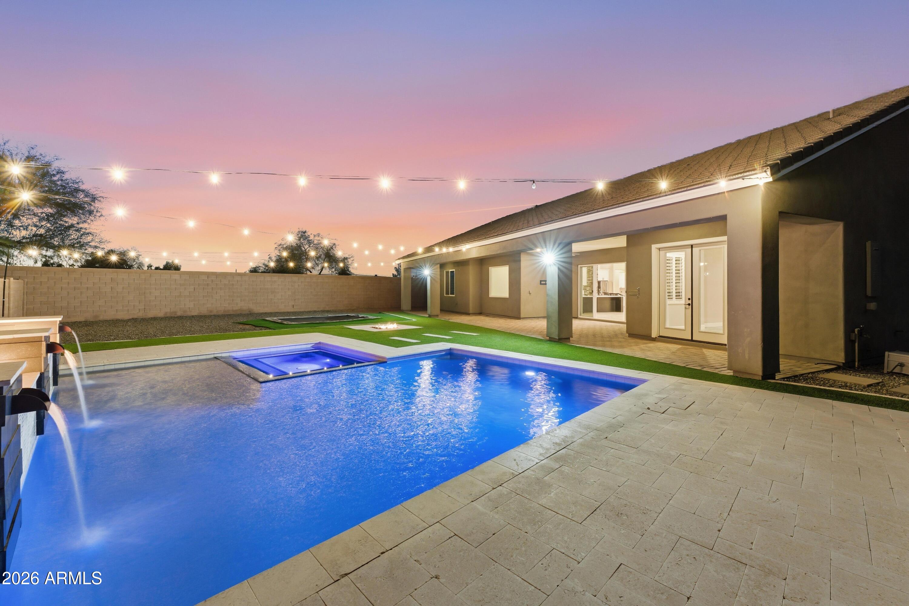 SUNSET VIEW UNIT 2 - Residential