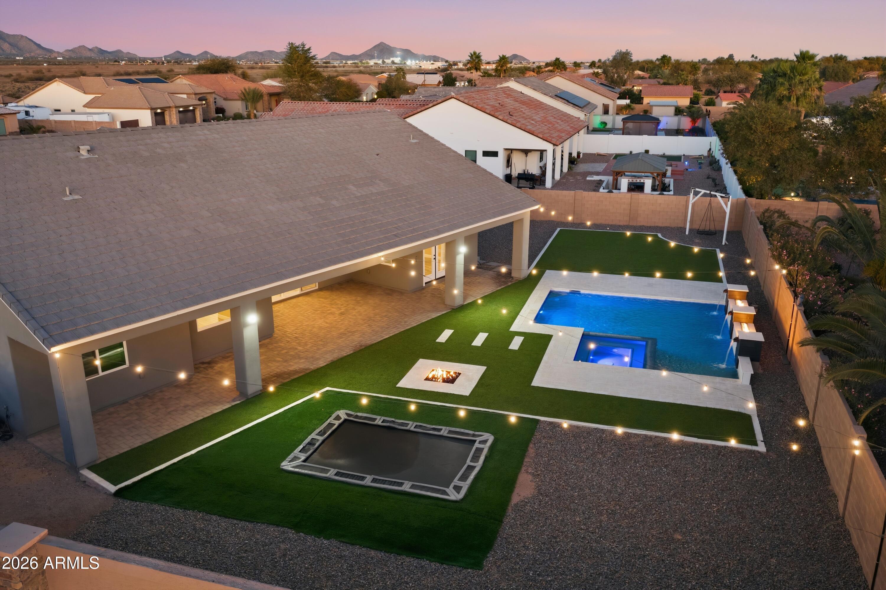 287 W CRIMSON SKY Court