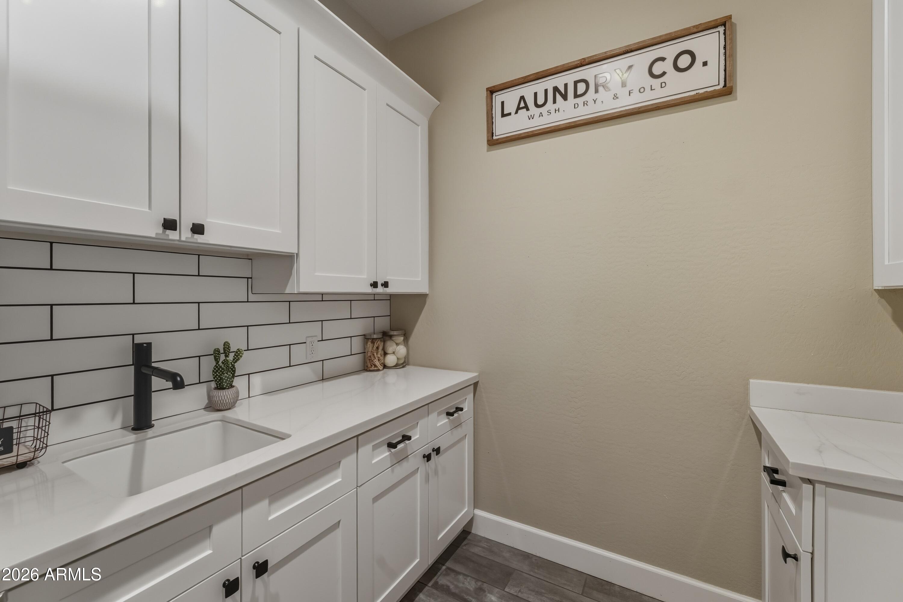 SUNSET VIEW UNIT 2 - Residential