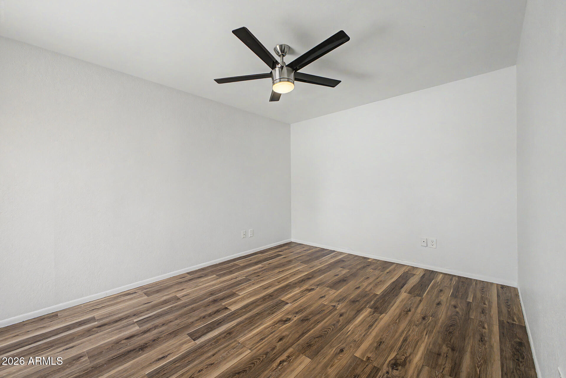 APRIL SOUND - Residential