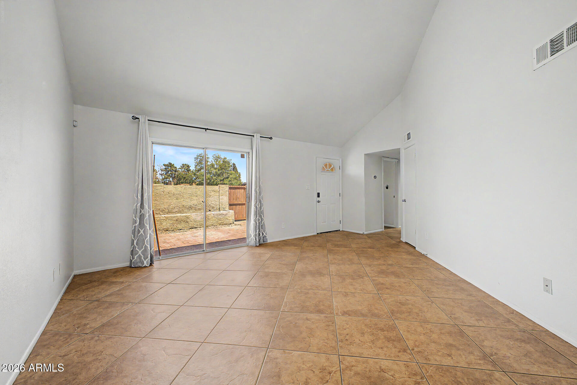 APRIL SOUND - Residential