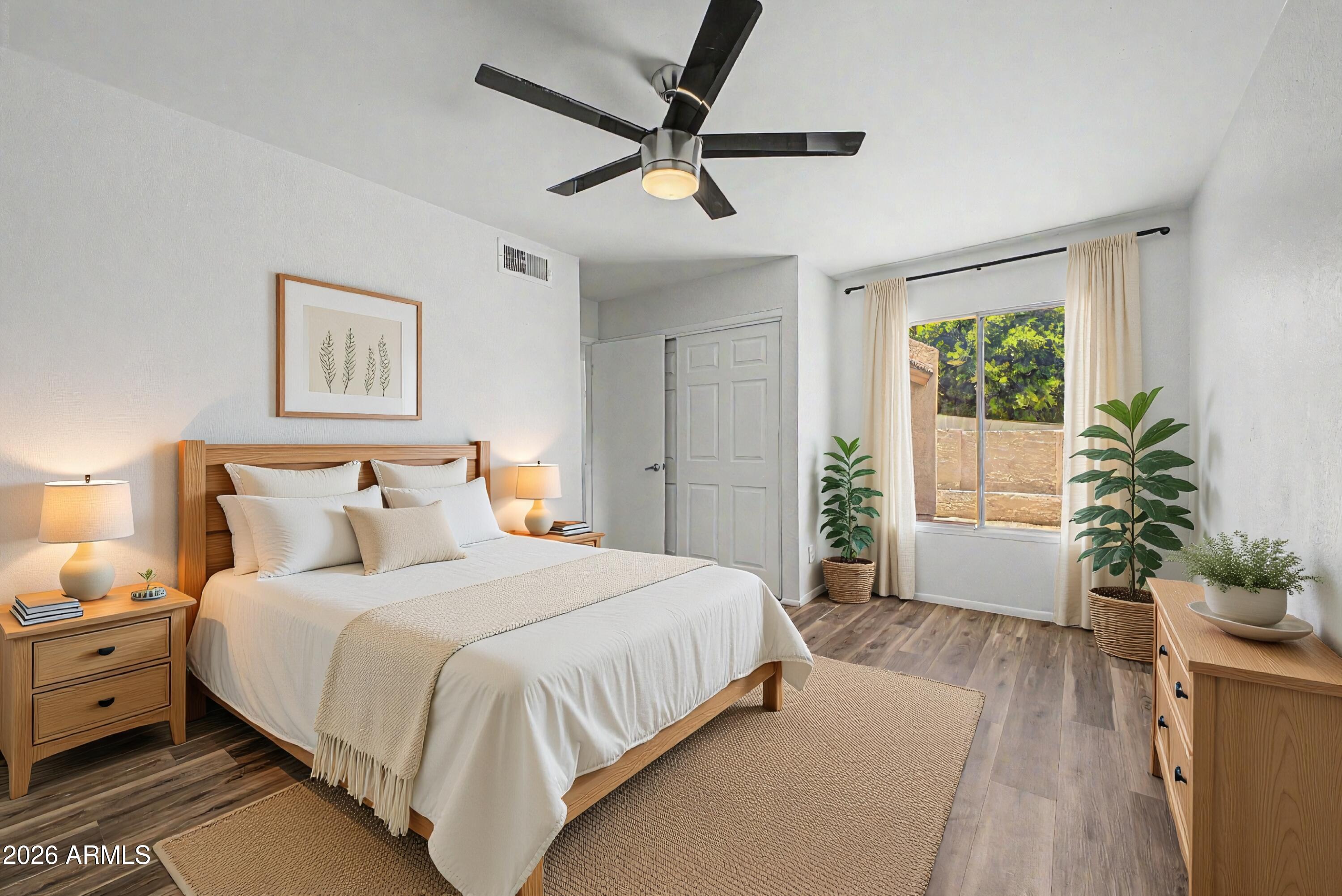APRIL SOUND - Residential