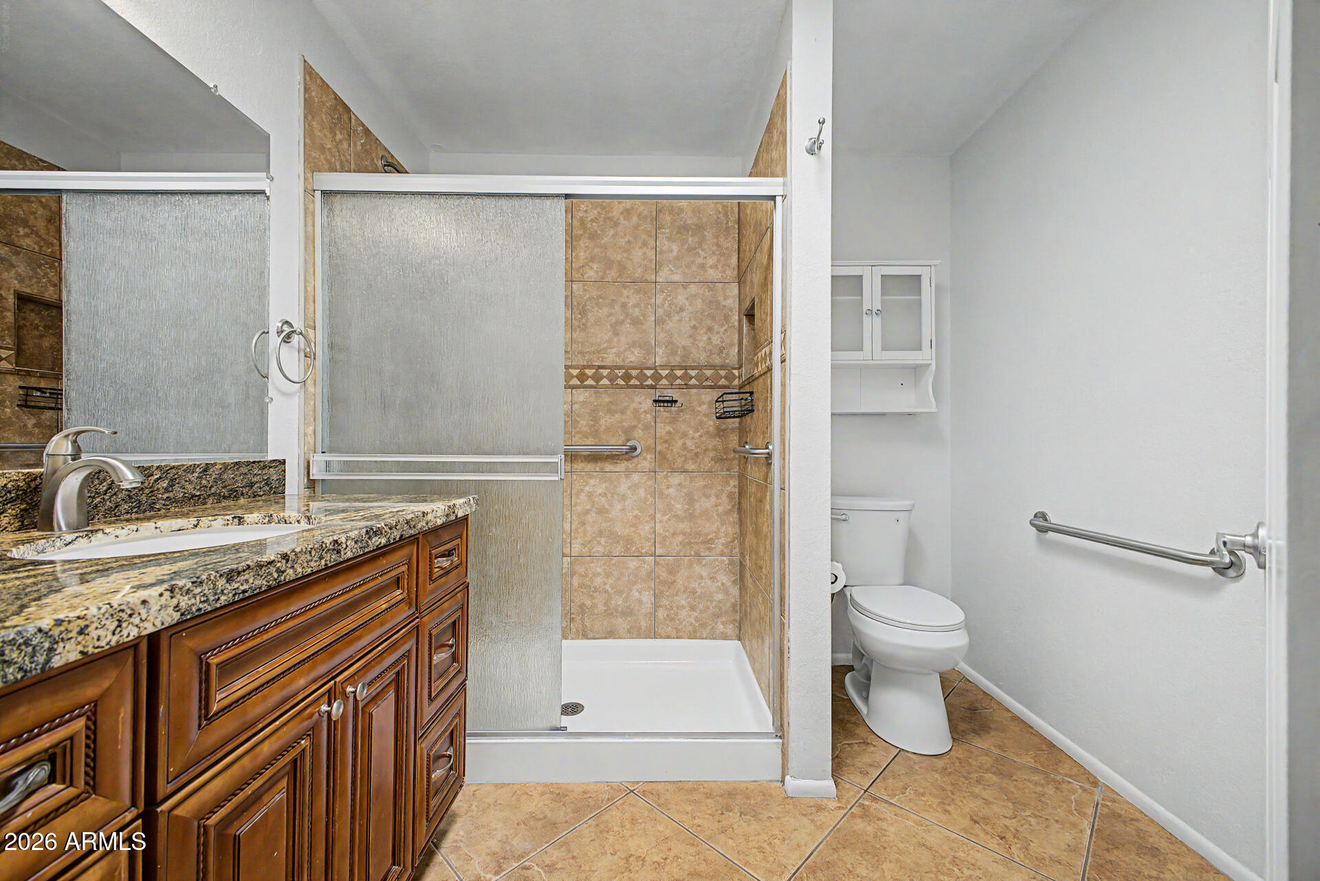 APRIL SOUND - Residential