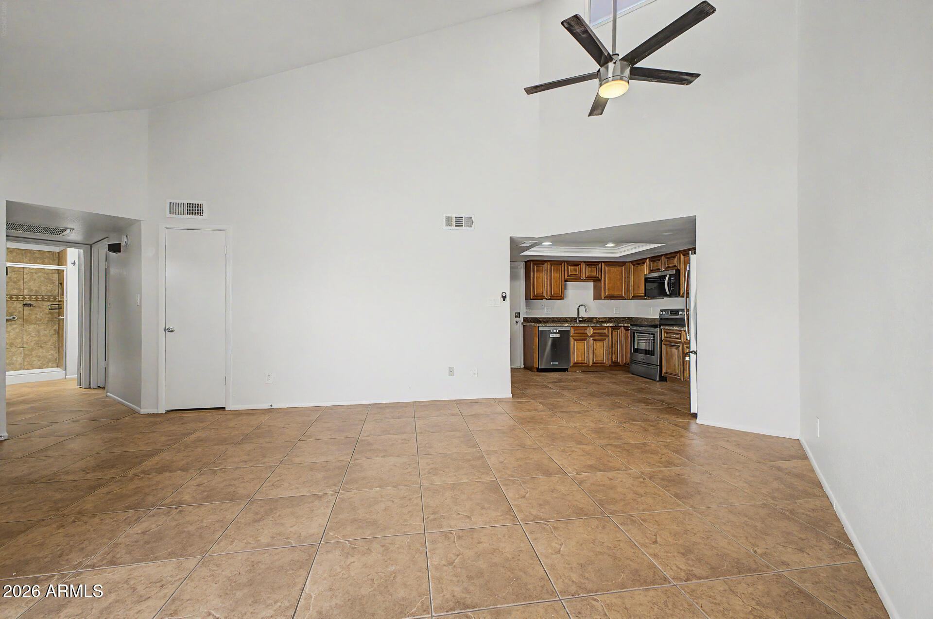 APRIL SOUND - Residential