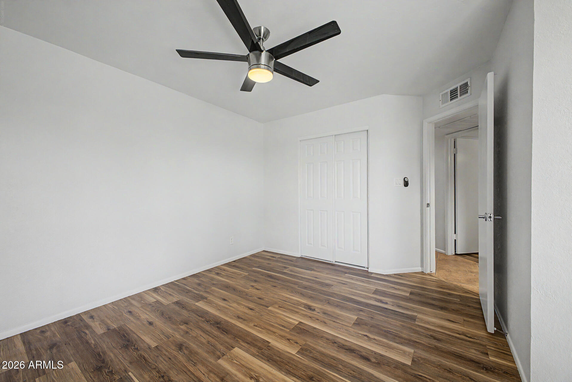APRIL SOUND - Residential