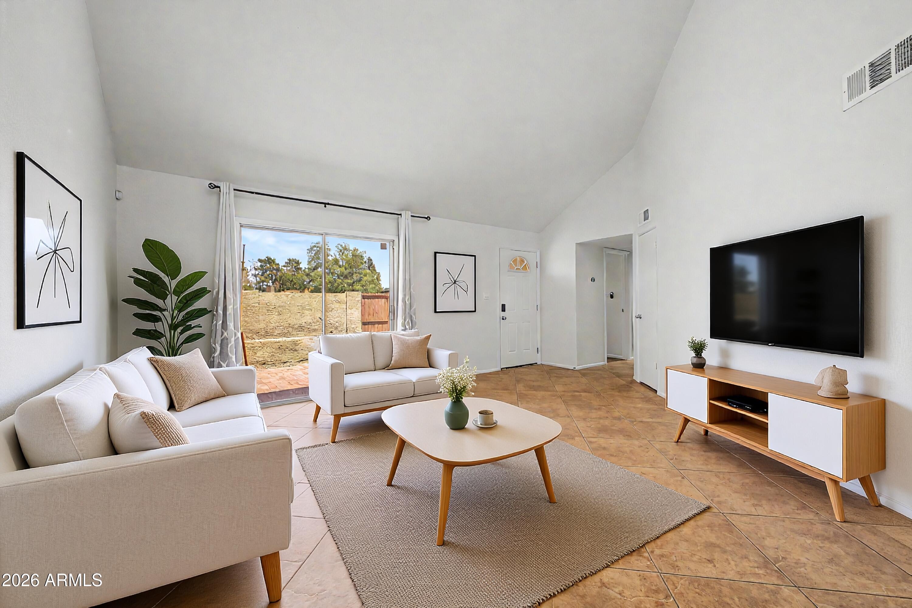 APRIL SOUND - Residential