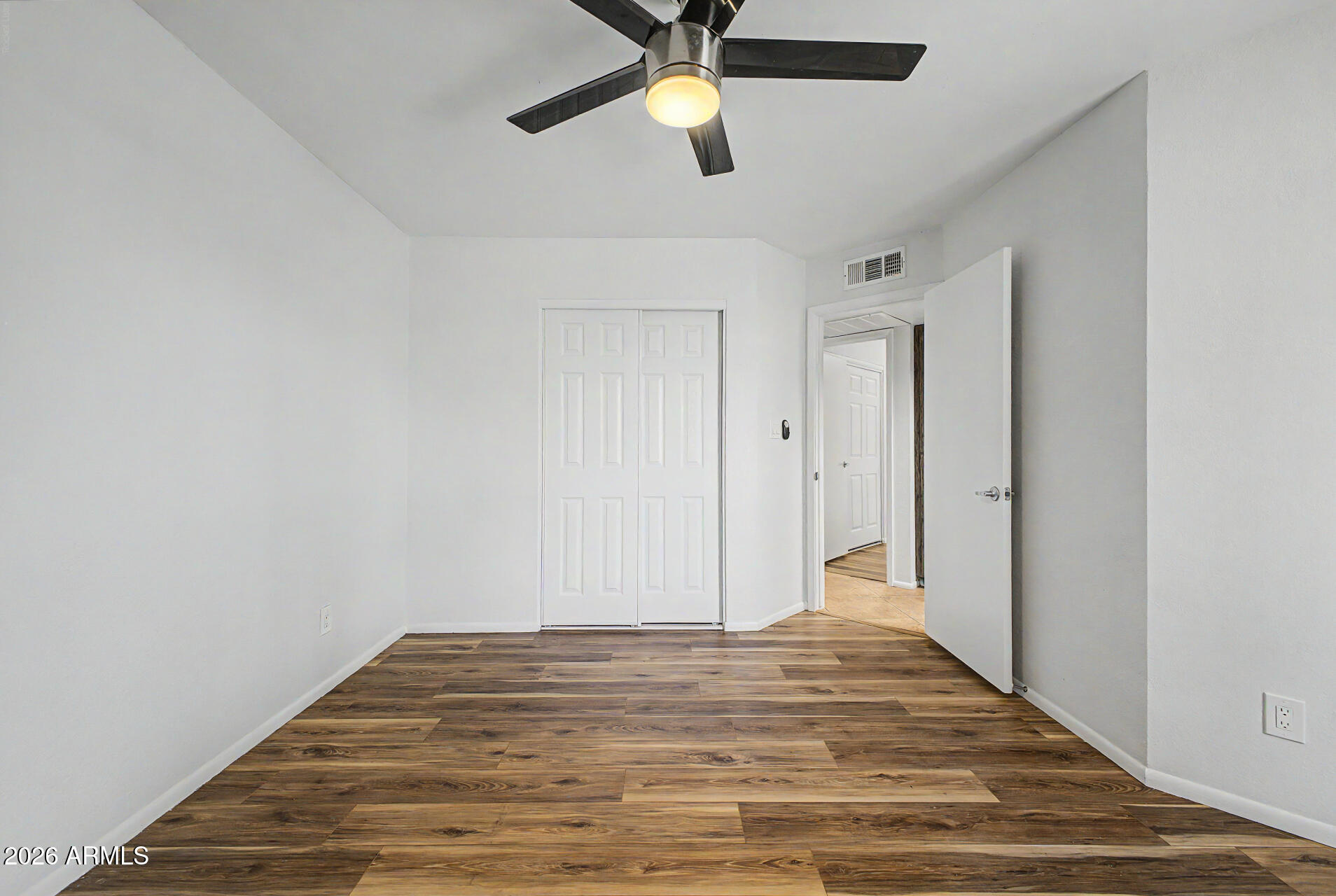 APRIL SOUND - Residential