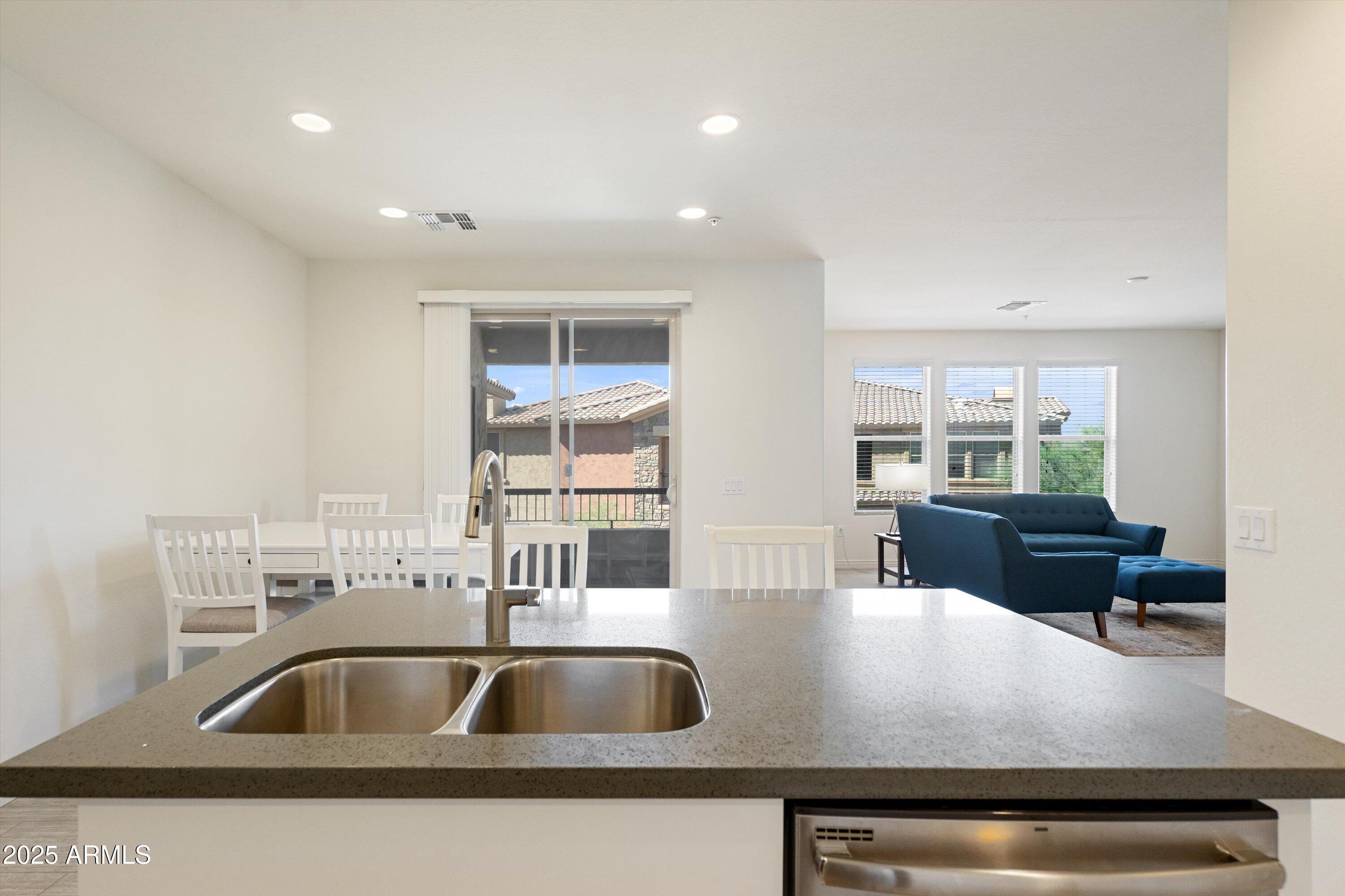 2425 W BRONCO BUTTE Trail 2024