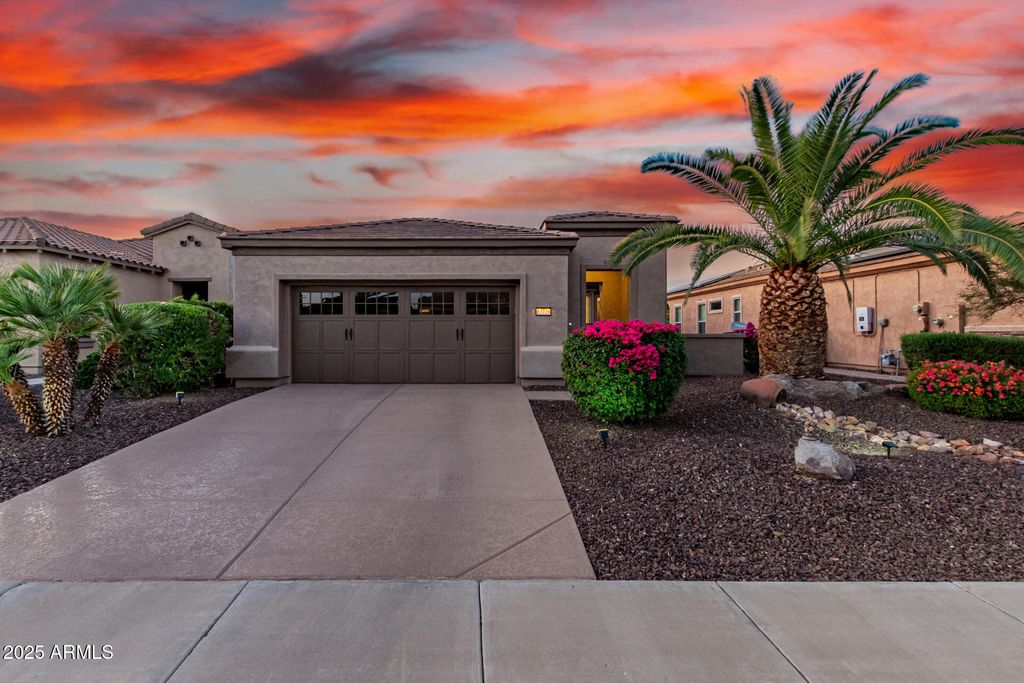 Photo of 12726 W Dale Lane, Peoria, AZ 85383 (MLS # 6918993)