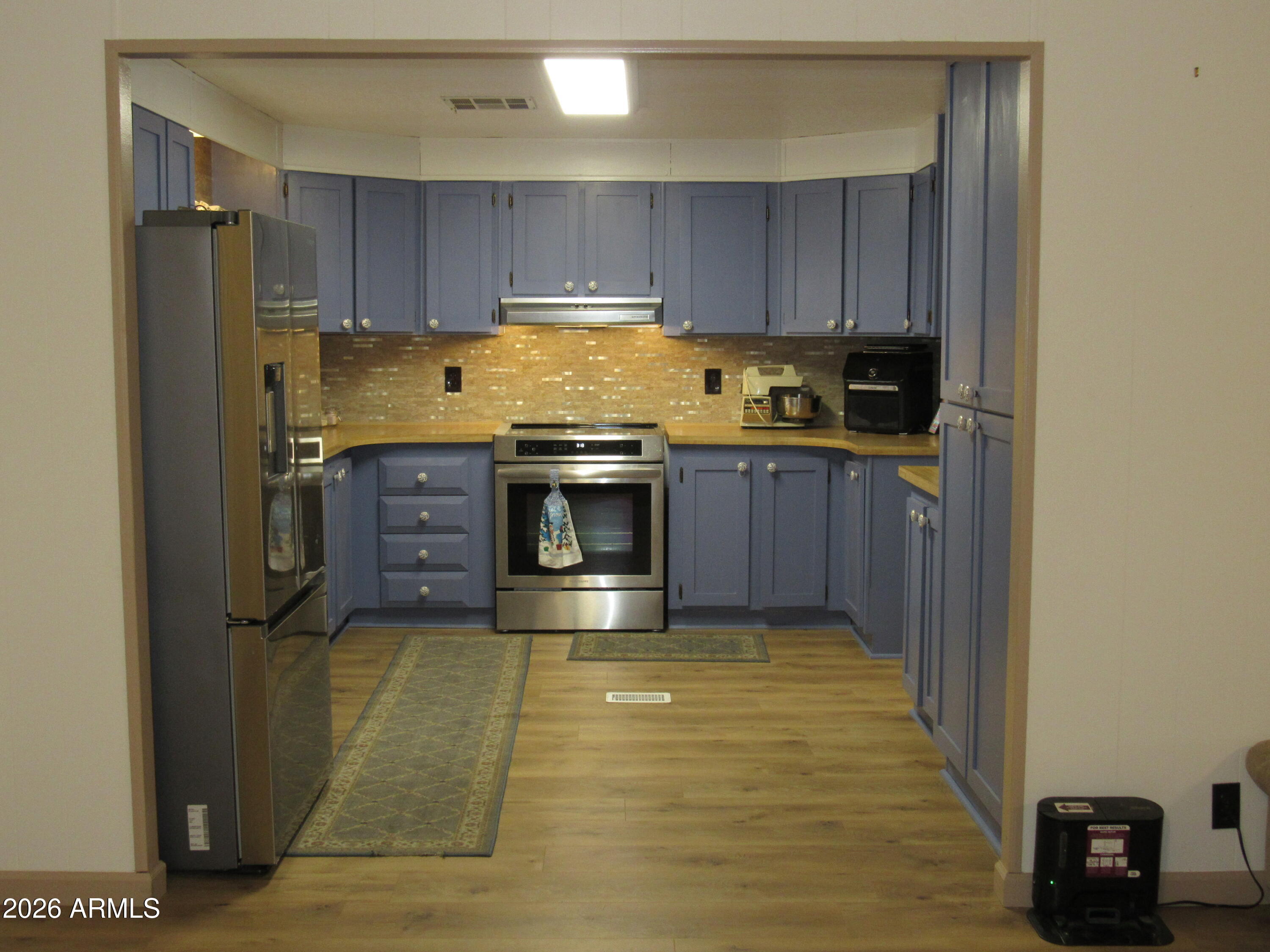 3411 S CAMINO SECO -- 431