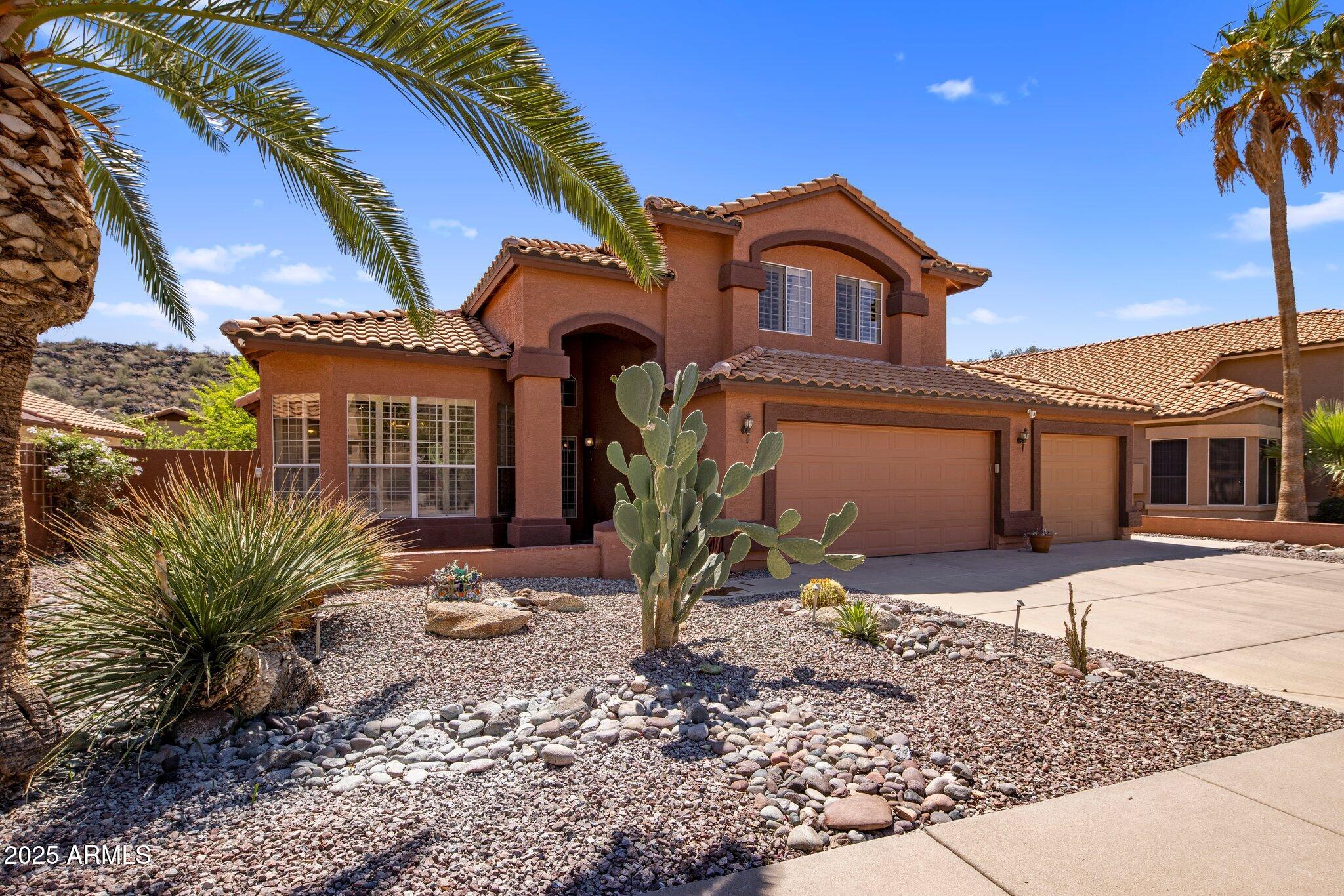 1633 W ACOMA Drive