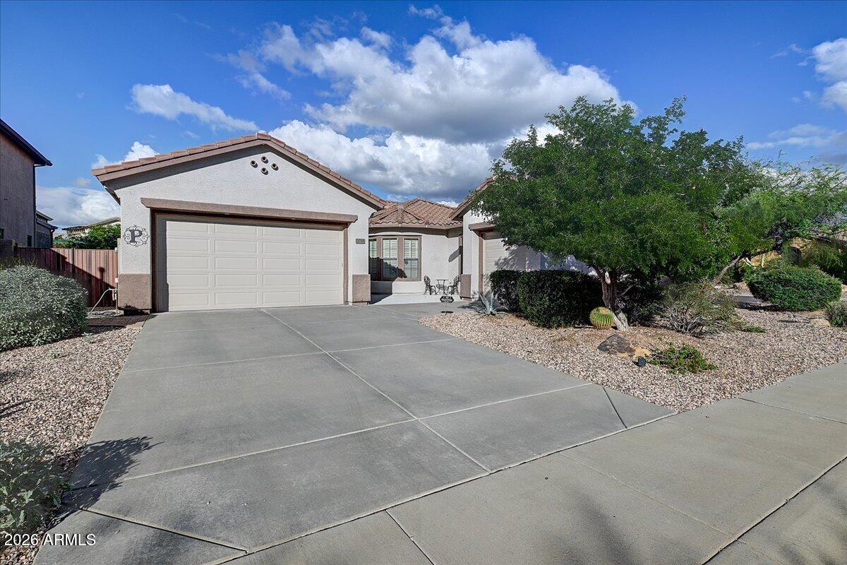 3720 W LINKS Drive