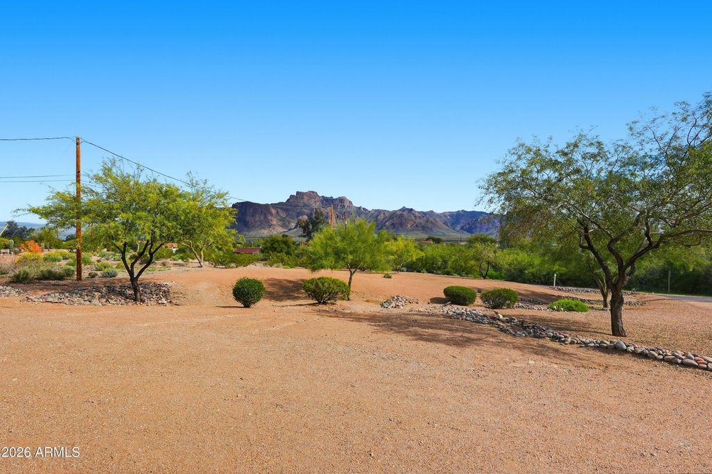 Photo of 710 S Muleshoe Road S, Apache Junction, AZ 85119 (MLS # 6973637)