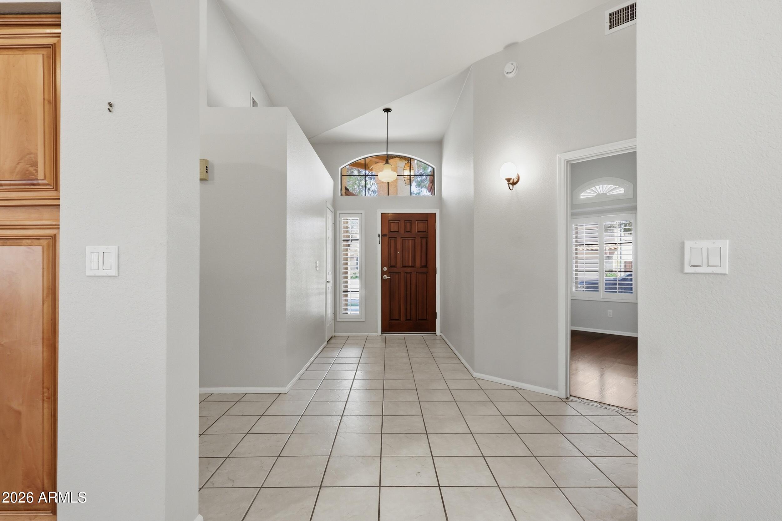 225 W VERA Lane