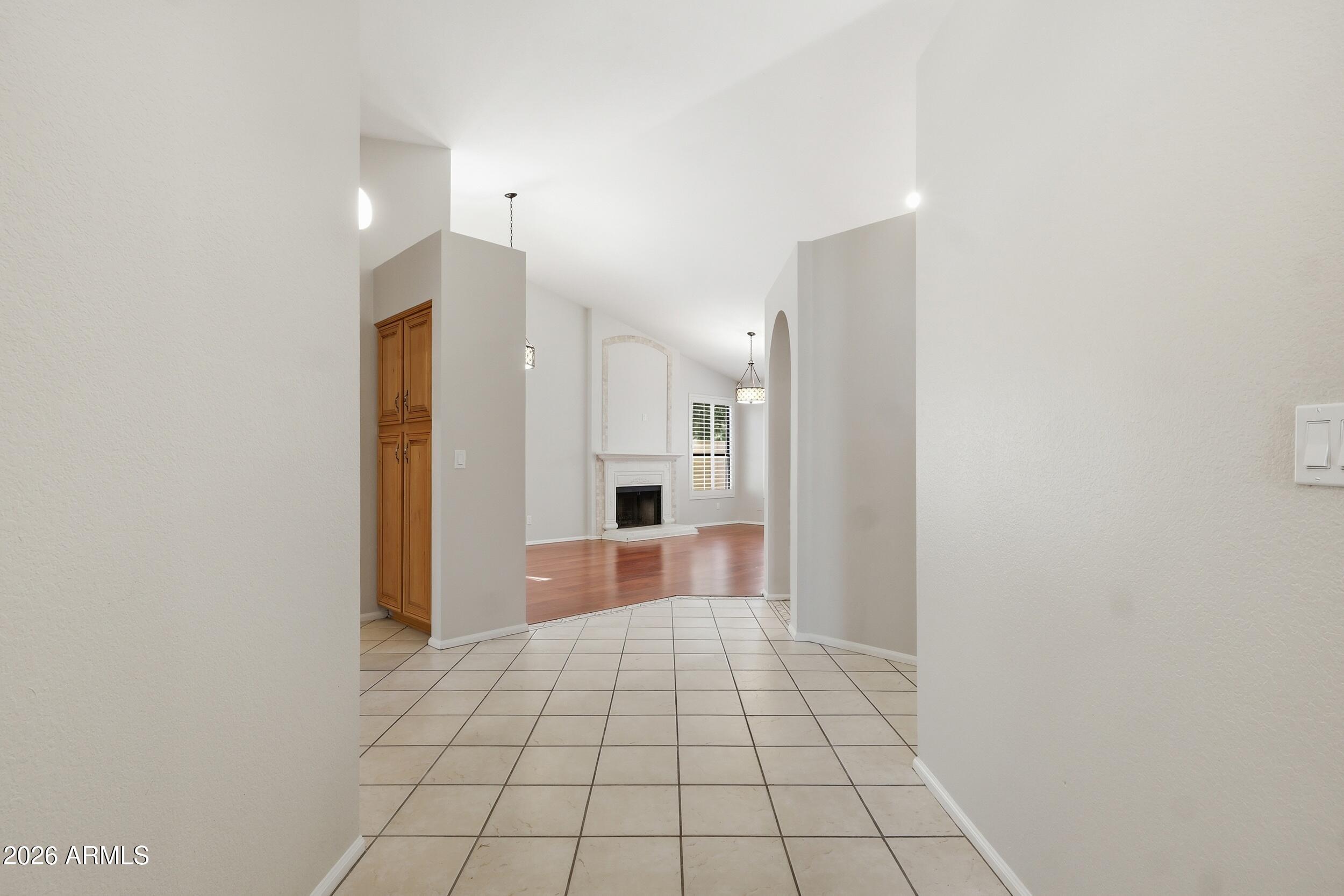 225 W VERA Lane