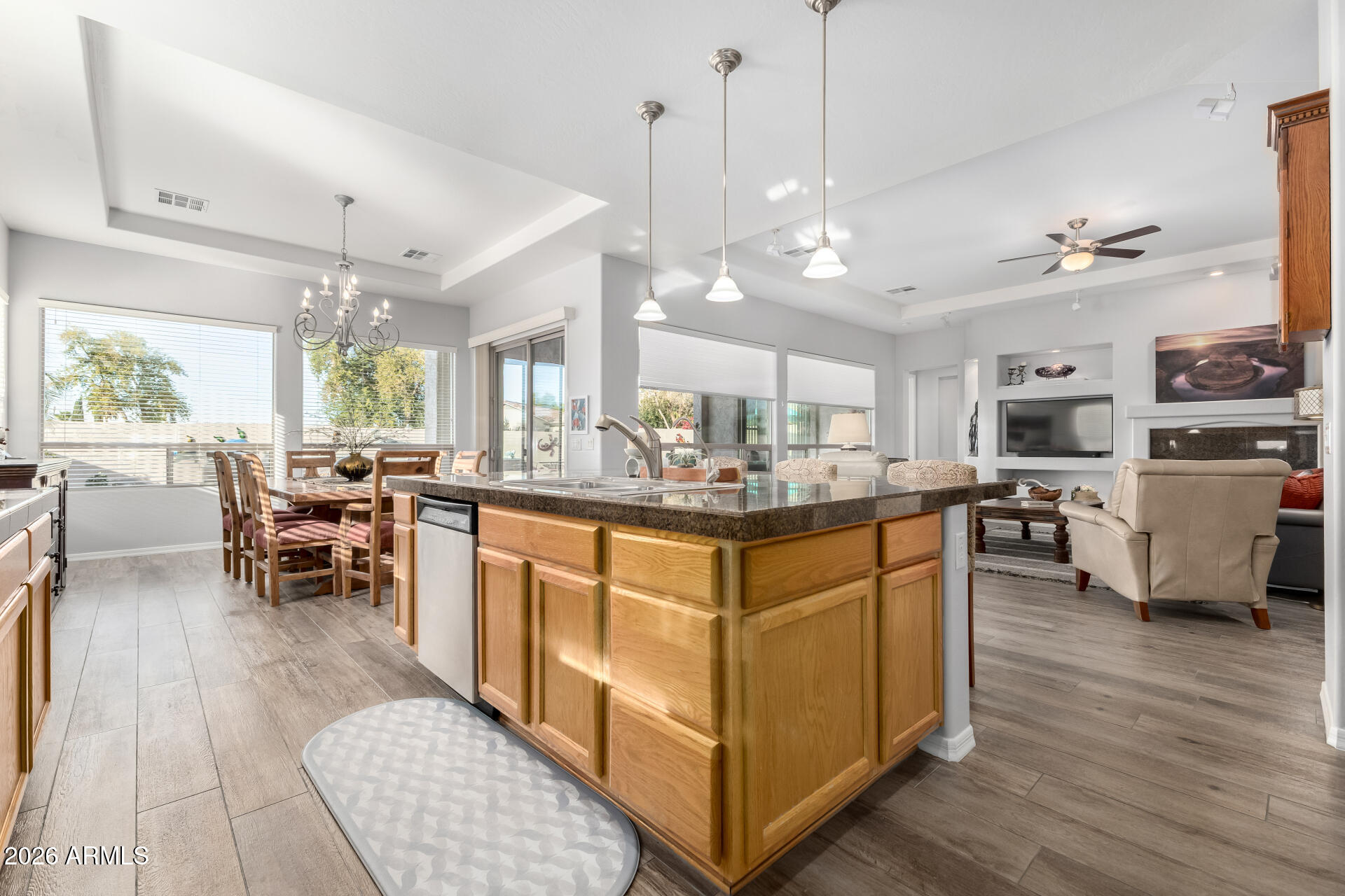 4192 E Chestnut Lane