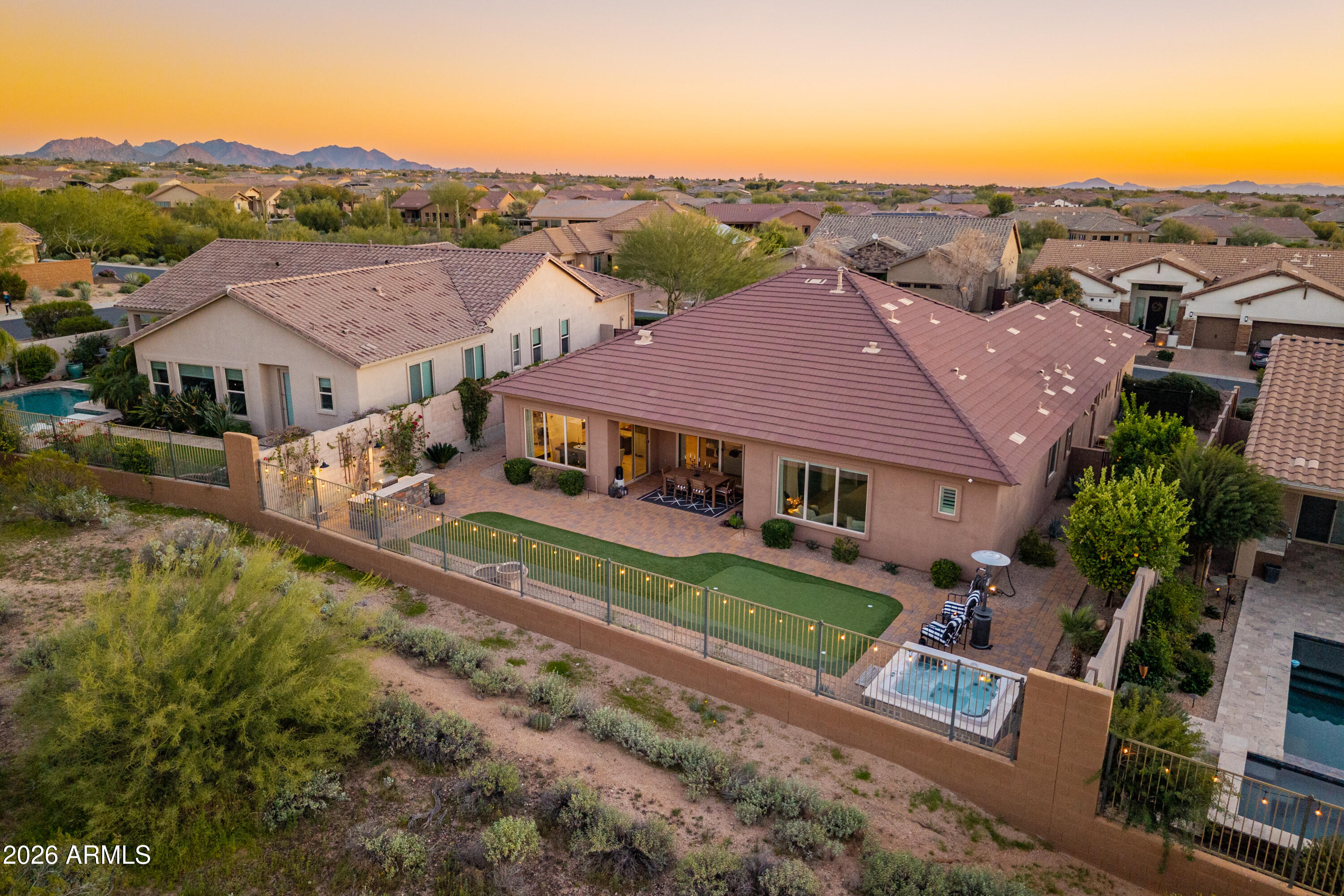 6114 E BRAMBLE BERRY Lane