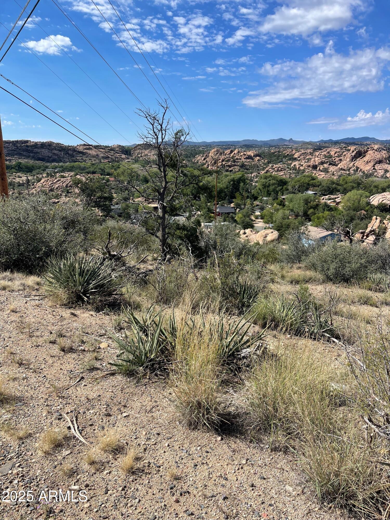 4486 N HILLTOP Circle 33