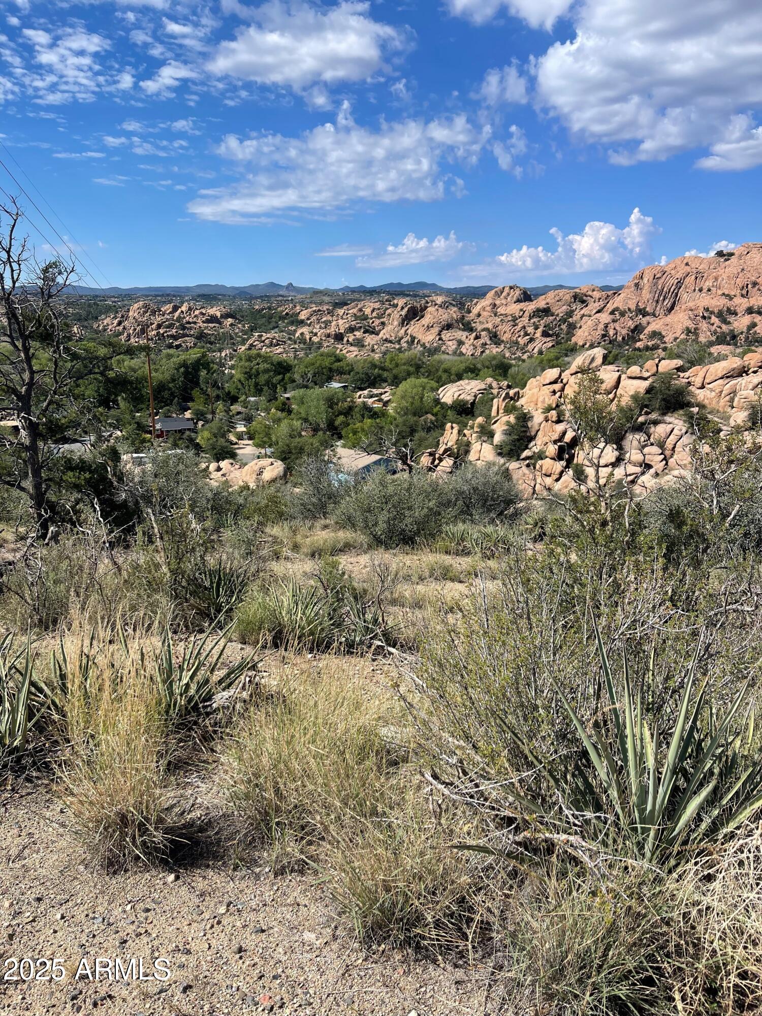 4486 N HILLTOP Circle 33