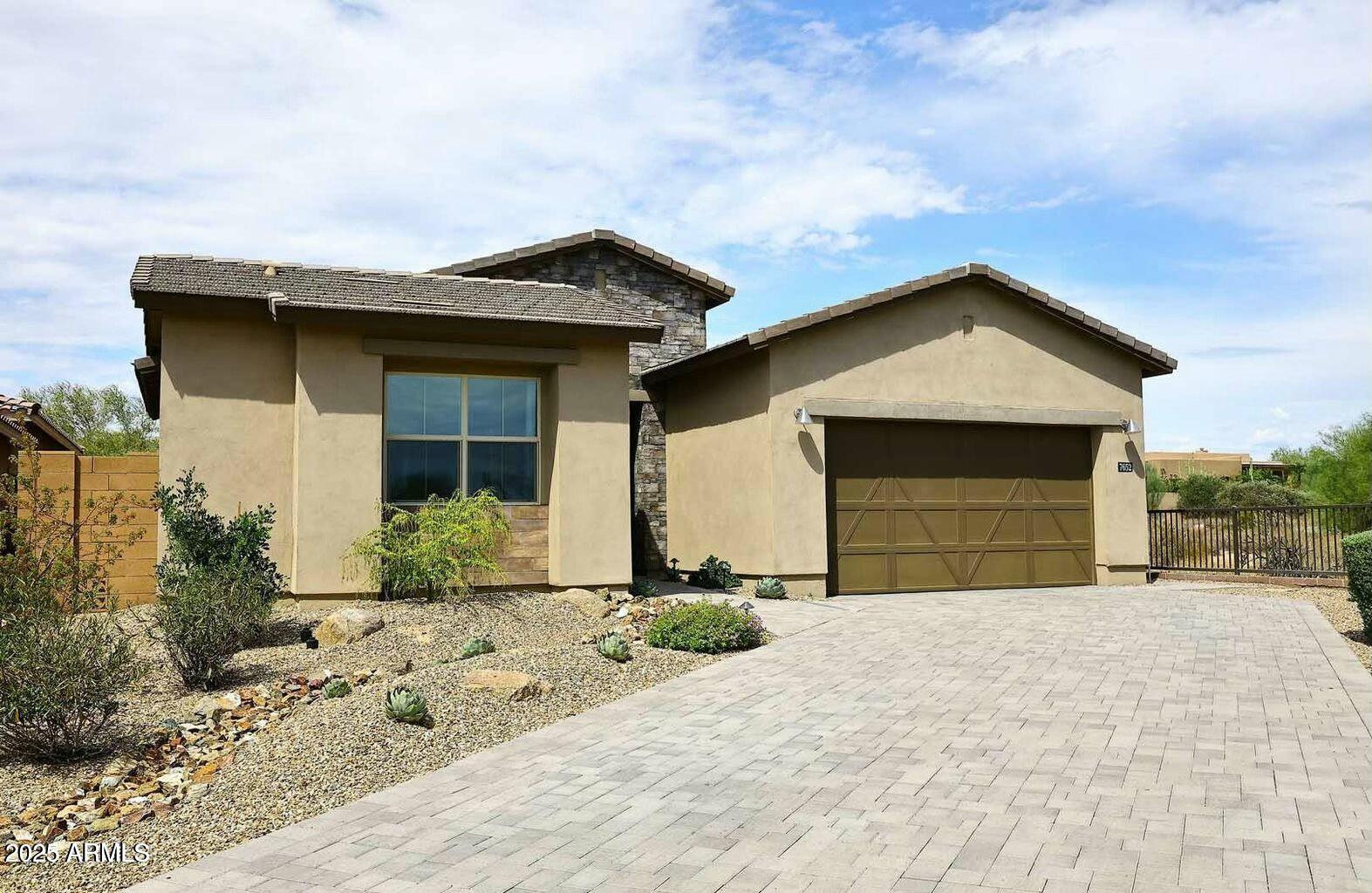 7652 E Camino Del Monte --