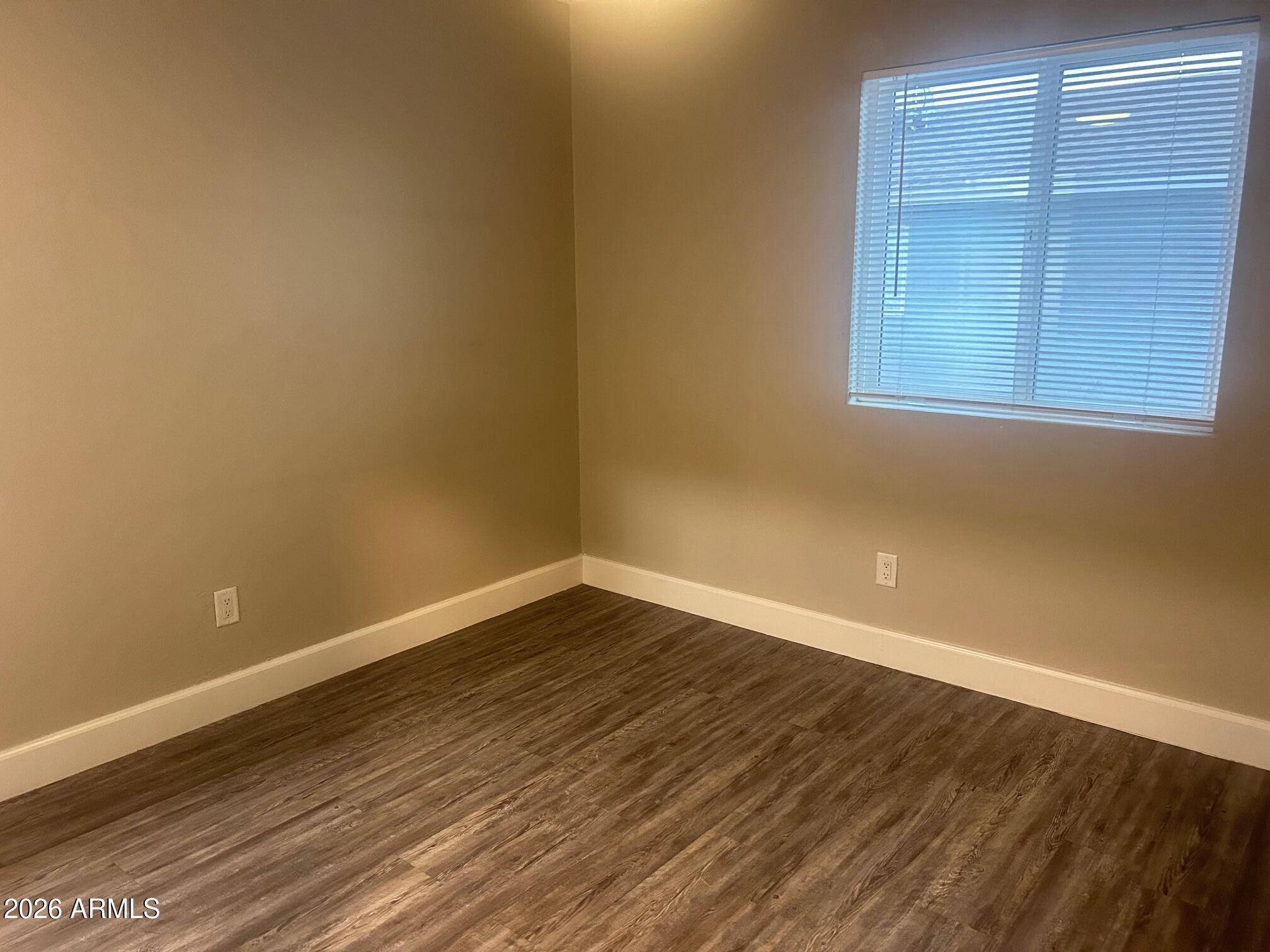 2246 W SOUTHERN Avenue 18